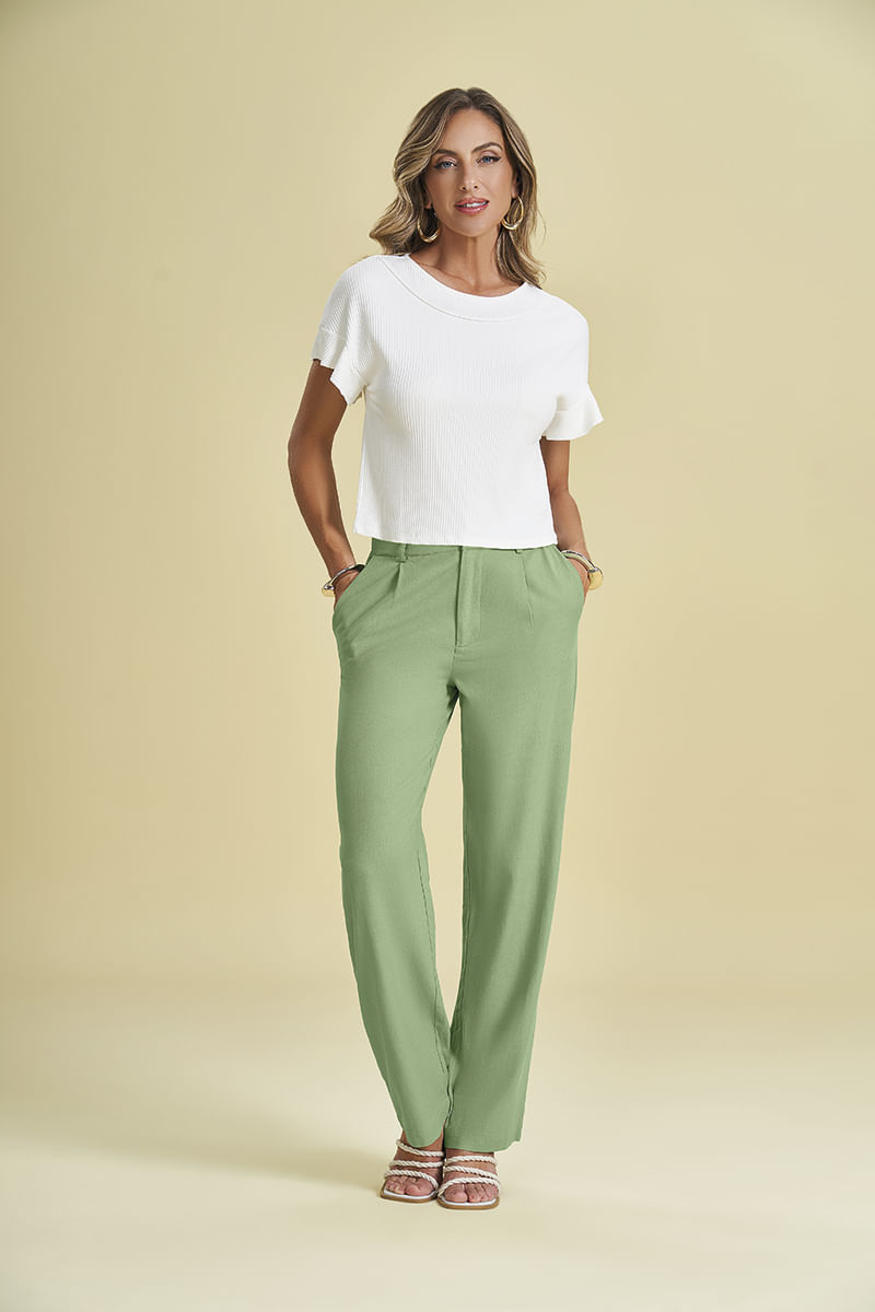 Blusa Manga Curta Ribana com Decote Canoa e Gola Larga NUDE